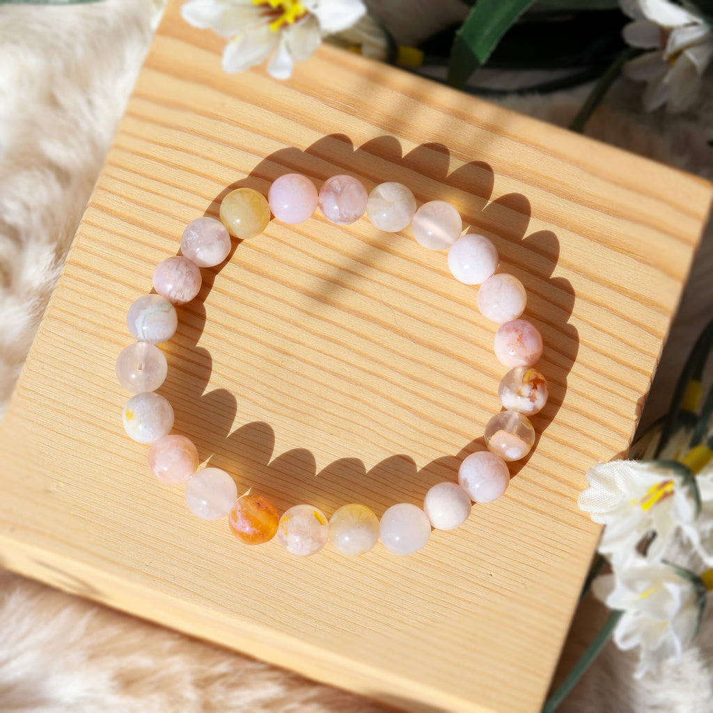Flower Agate Round Beaded Bracelet Size: 8 mm