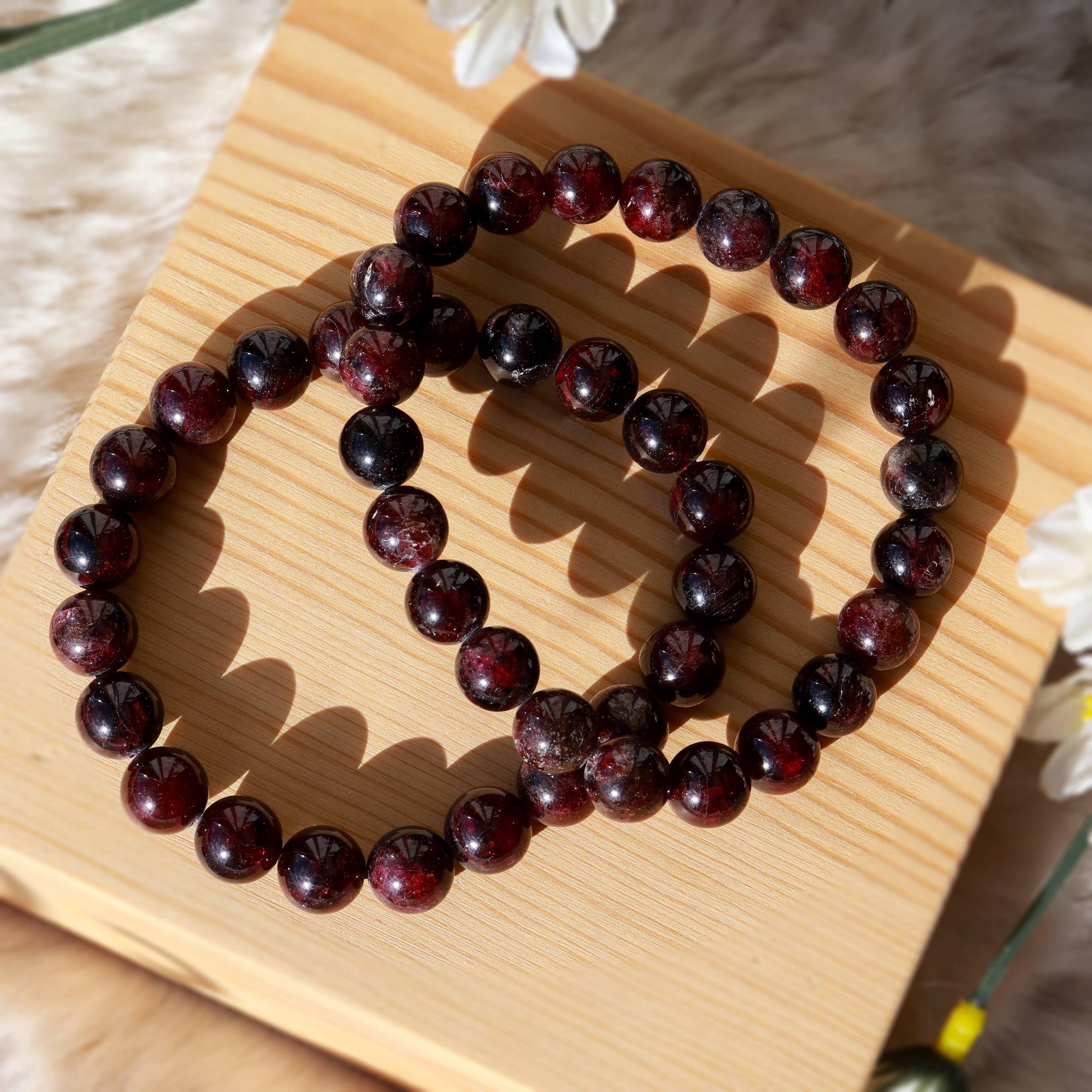 Garnet Round Beaded Bracelet 8 mm