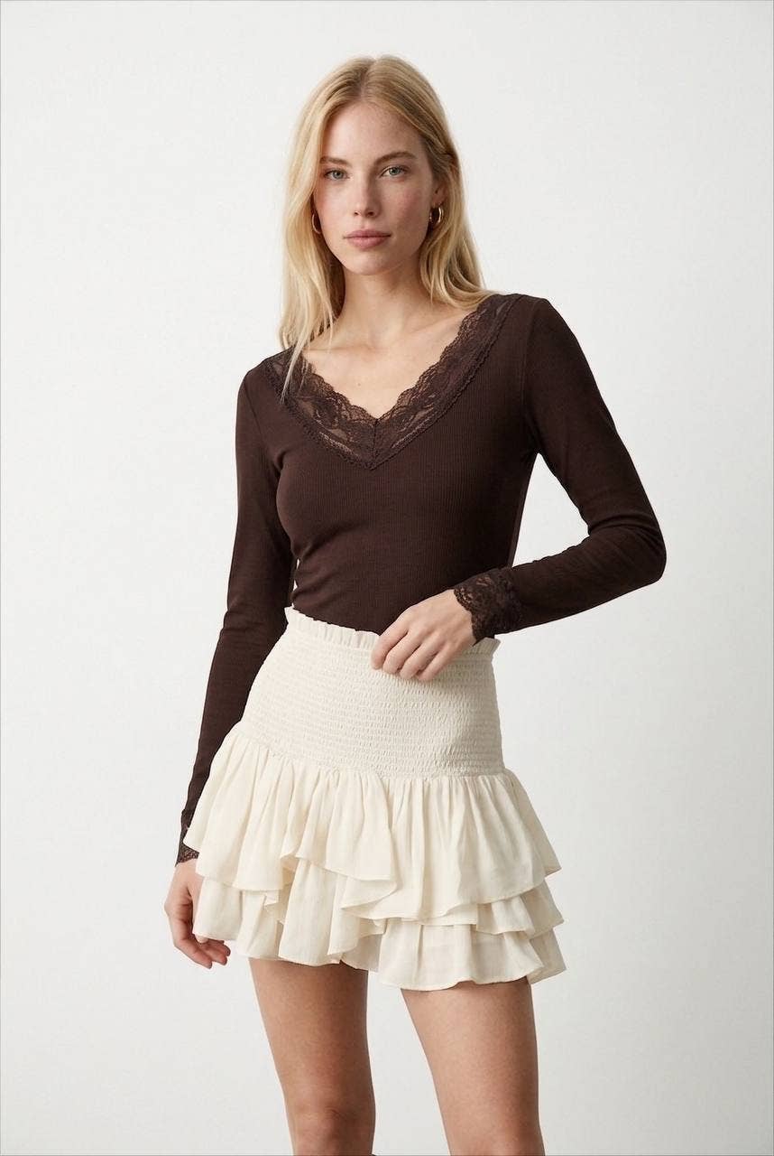 YNA TOP Double V-Neck Lace Trim Tops: Black