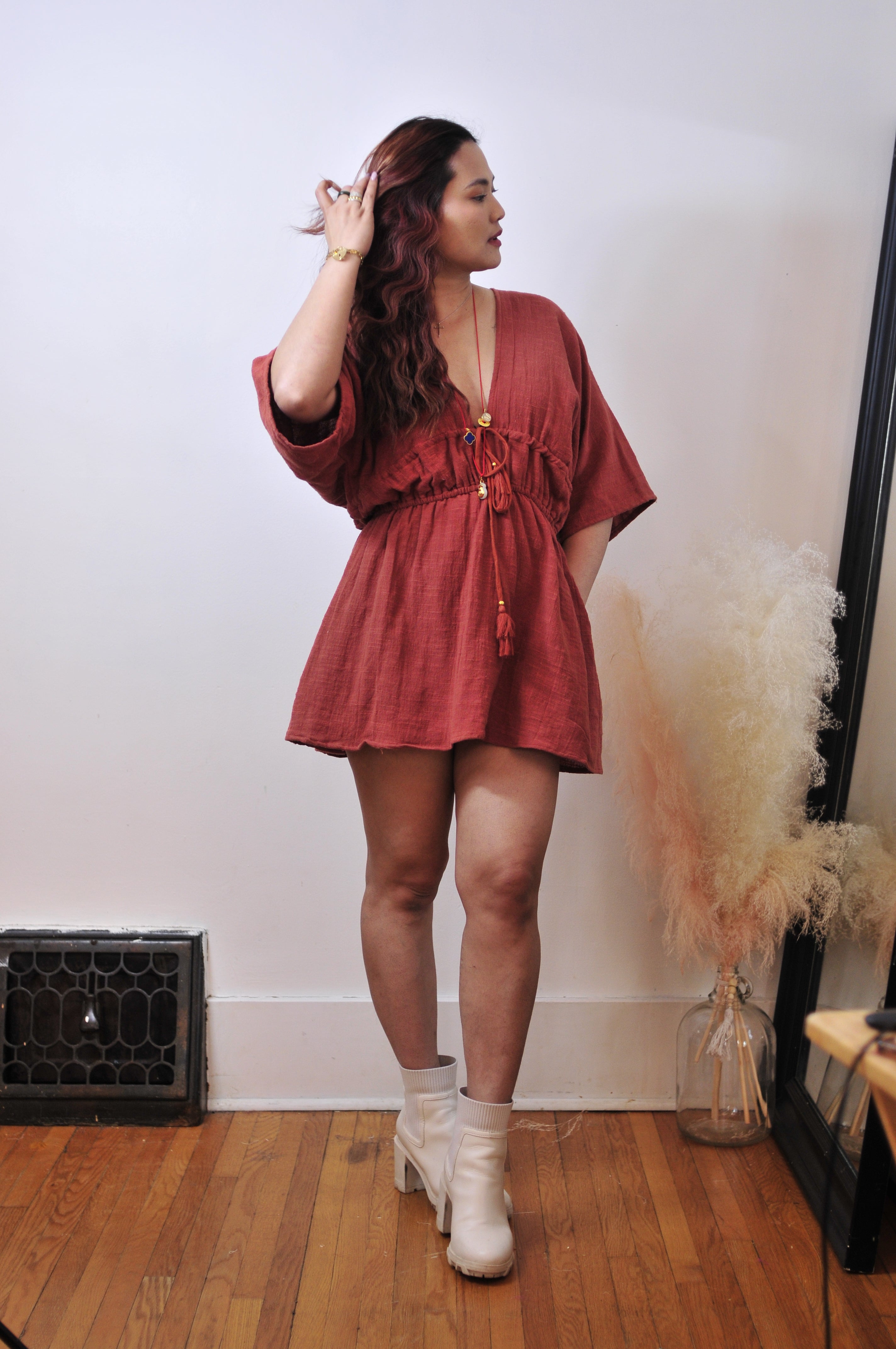 SUSANNA Plain short dress with batwing sleeves: Tile or Rust / One size