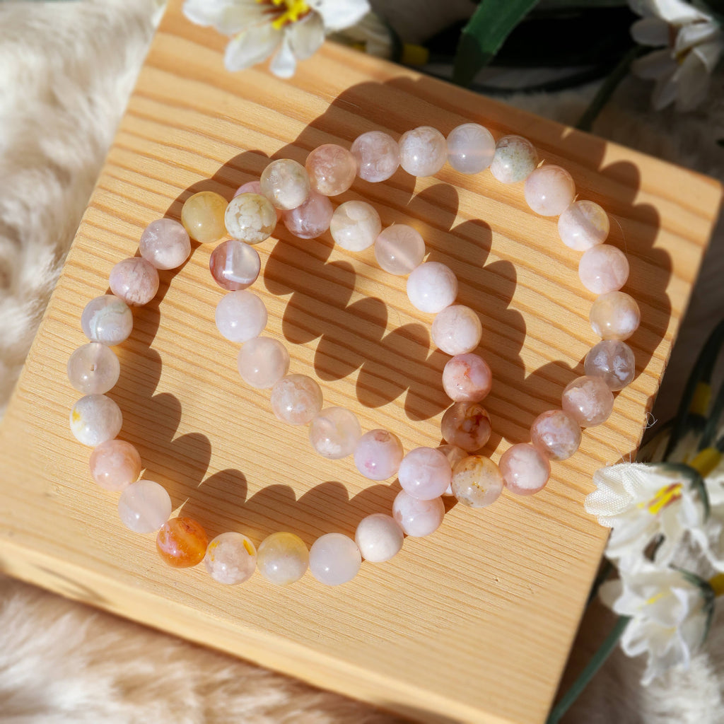 Flower Agate Round Beaded Bracelet Size: 8 mm