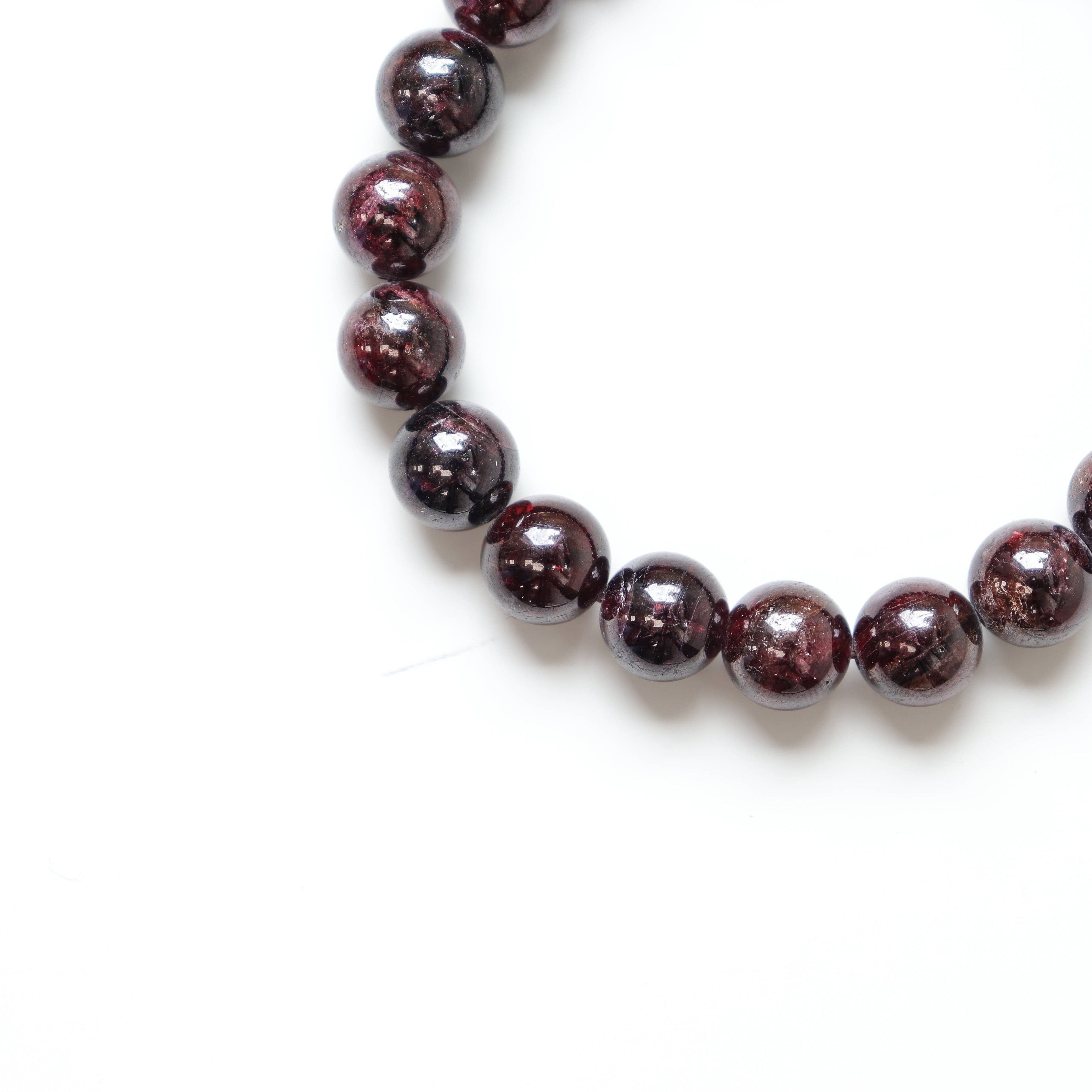 Garnet Round Beaded Bracelet 8 mm