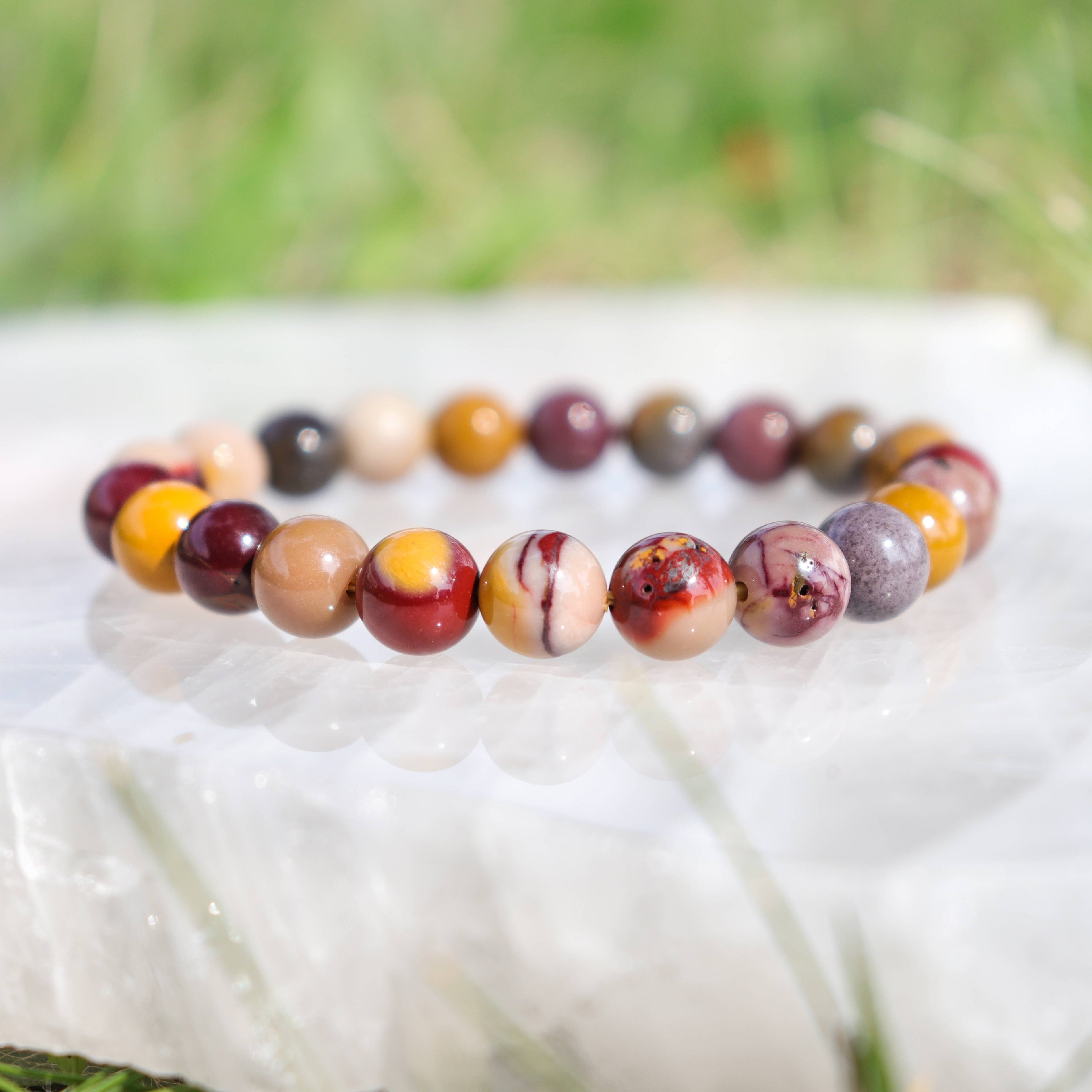 Mookaite Round Beaded Bracelet 8 mm