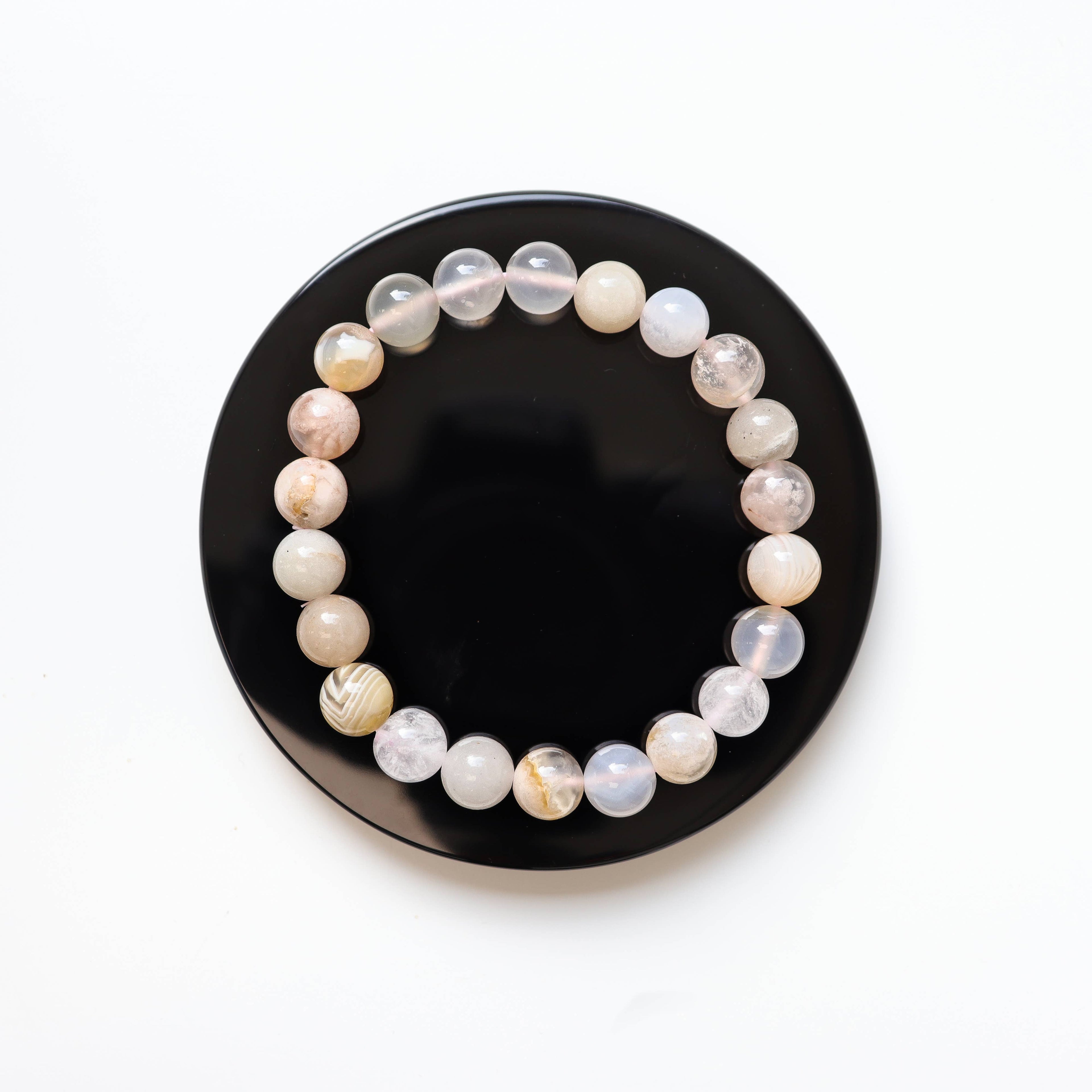 Flower Agate Round Beaded Bracelet Size: 8 mm