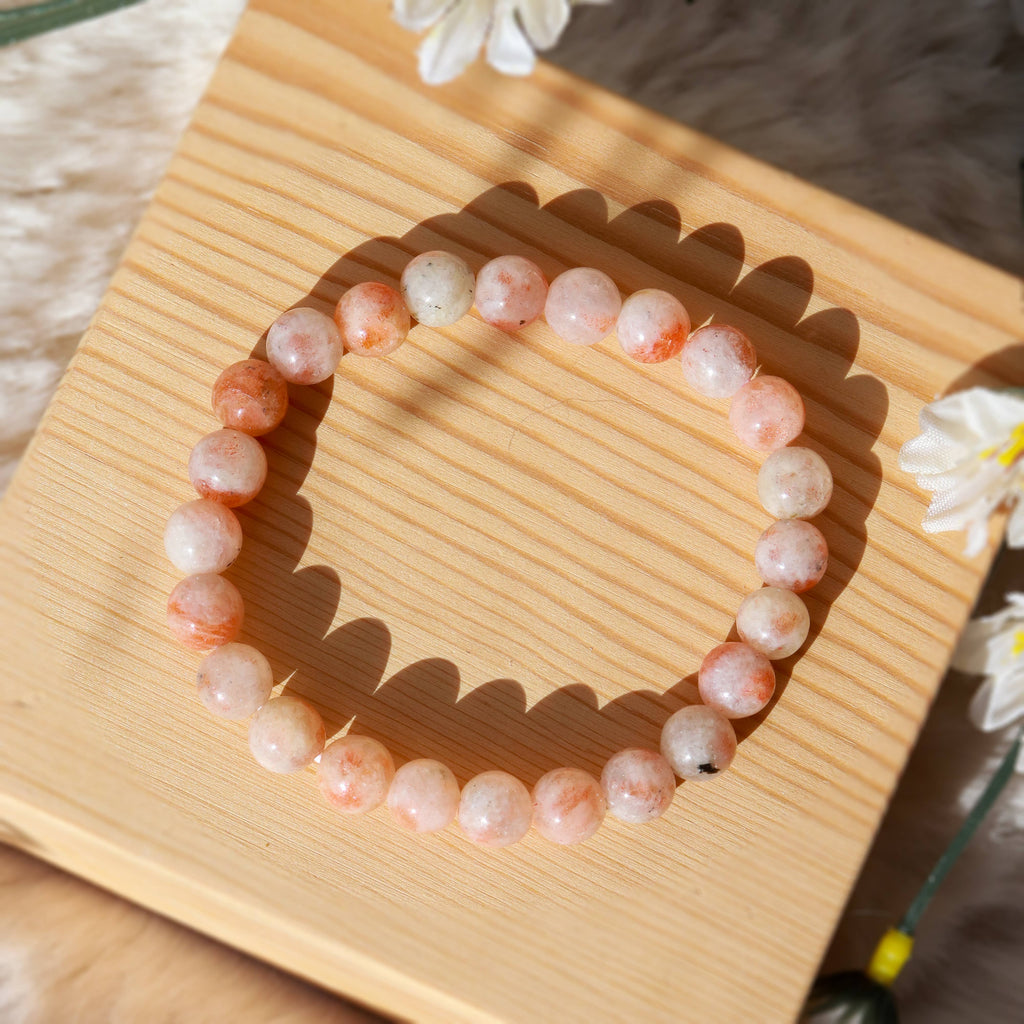 Sun Stone Round Beaded Bracelet 8 mm
