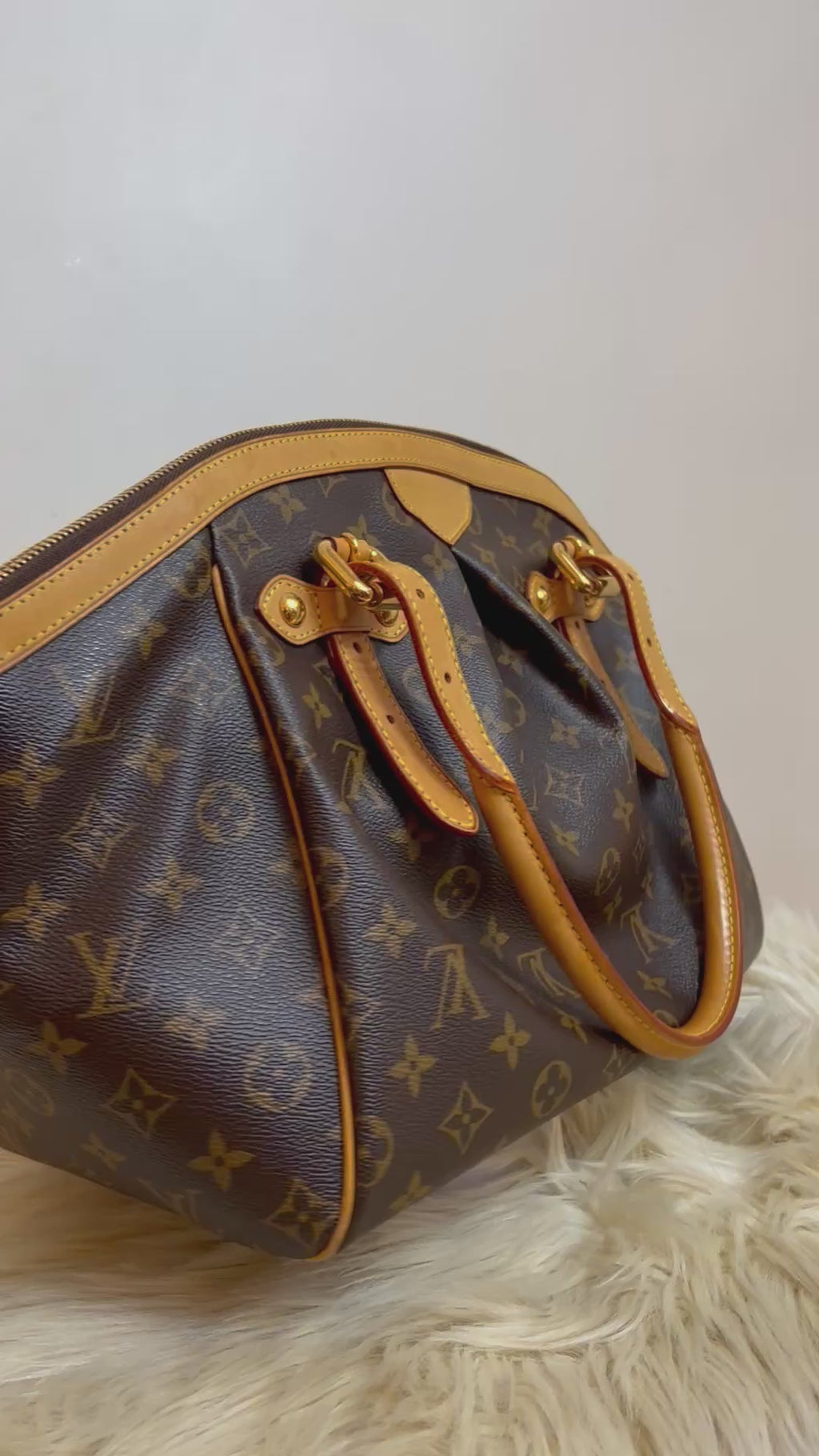 Louis Vuitton TIvoli GM Handbag